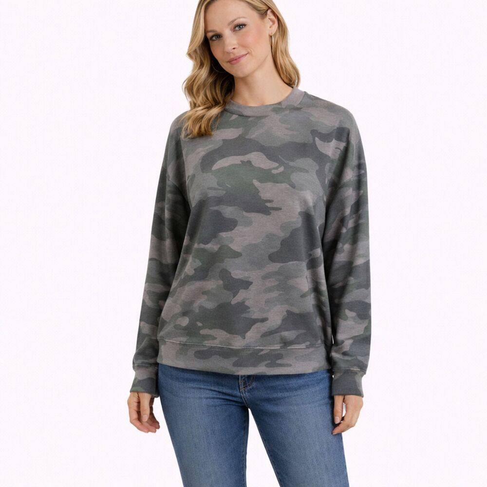 Onzie Boyfriend Sweatshirt In Camouflage OSFM